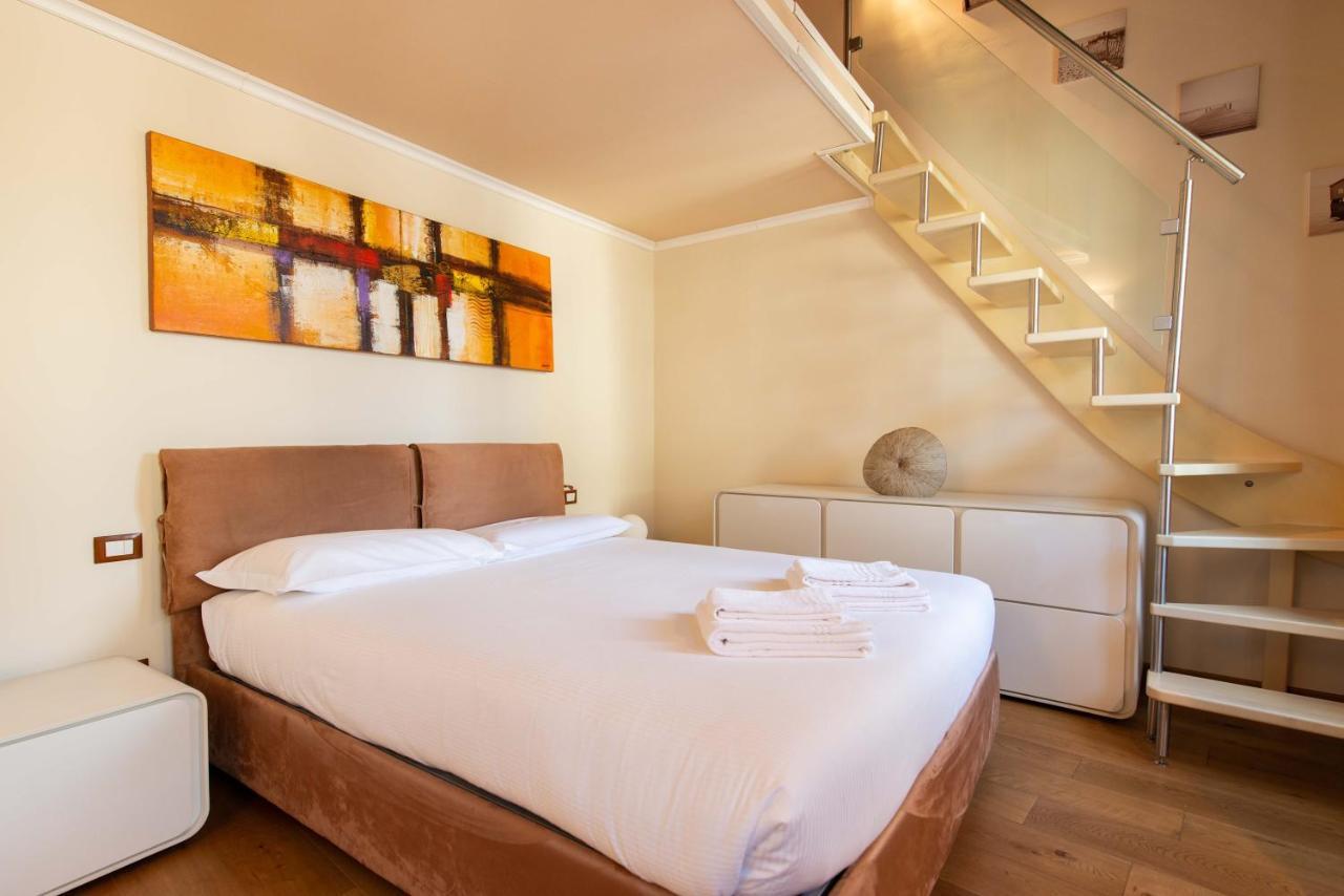 Modern, Bright Near Boboli Gardens & Santo Spirito - Homeunity Флоренція Екстер'єр фото