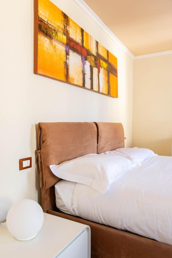 Modern, Bright Near Boboli Gardens & Santo Spirito - Homeunity Флоренція Екстер'єр фото