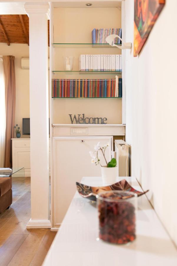 Modern, Bright Near Boboli Gardens & Santo Spirito - Homeunity Флоренція Екстер'єр фото
